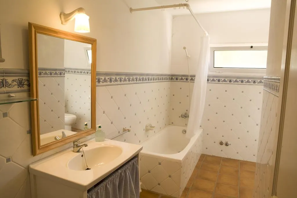 Apartament L'Escala - Pintor Massanet 0*,